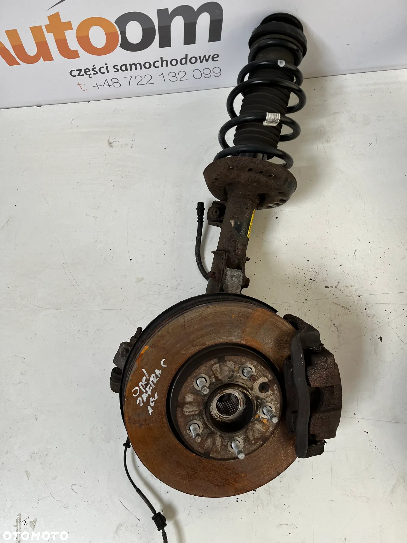 Zwrotnica mcperson Prawa Opel Zafira C 1.6 cdti  13473994 - 2