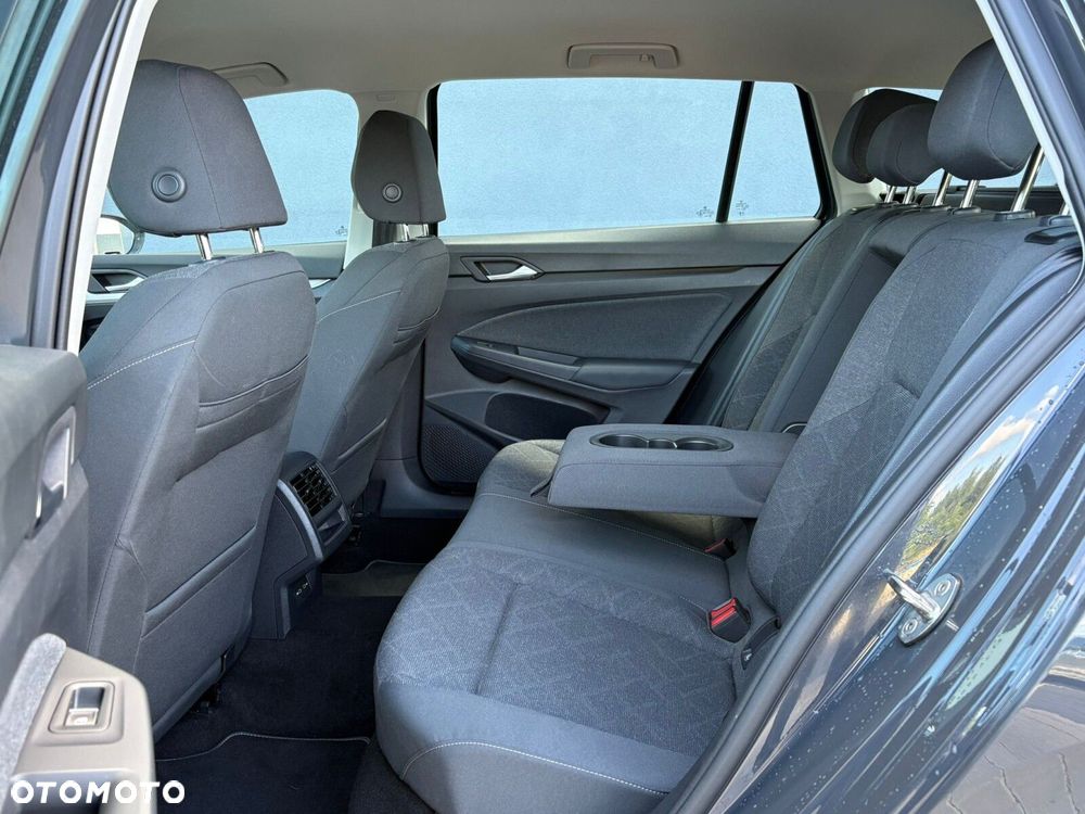 Volkswagen Golf Variant 1.5 eTSI EVO Life DSG - 16