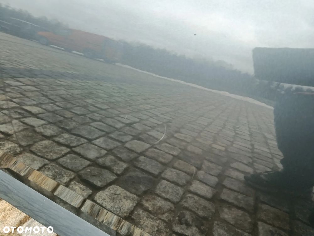 Drzwi Prawe Przednie Skoda Superb 3 III Prawy Przód LF7Y - 7