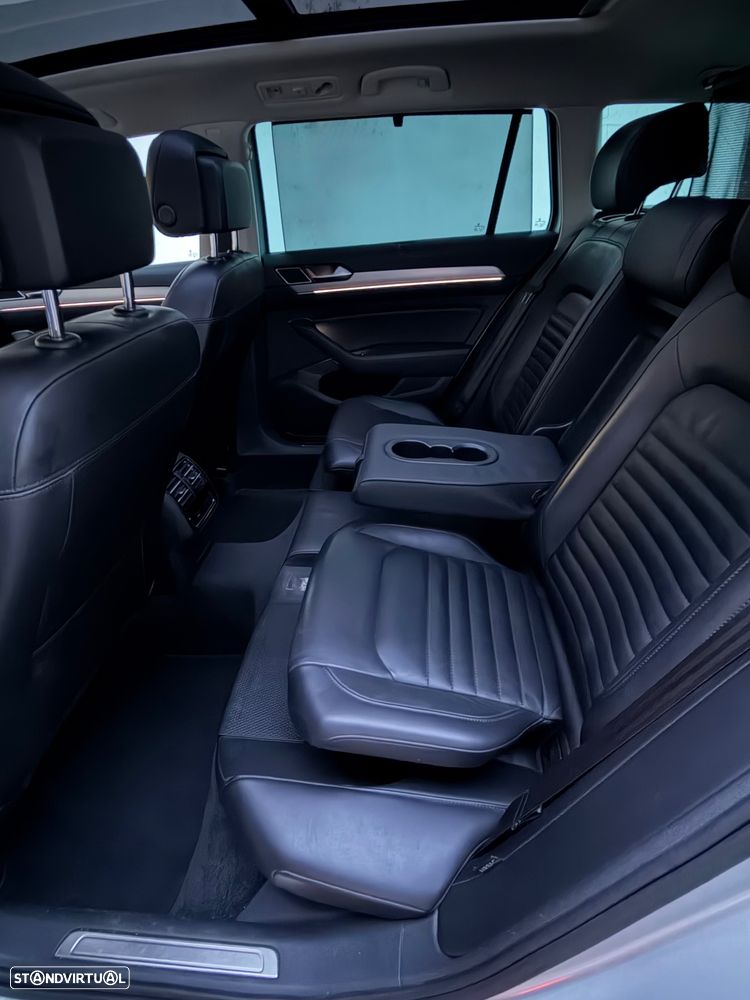 VW Passat Variant 2.0 TDI Highline DSG 4Motion - 40