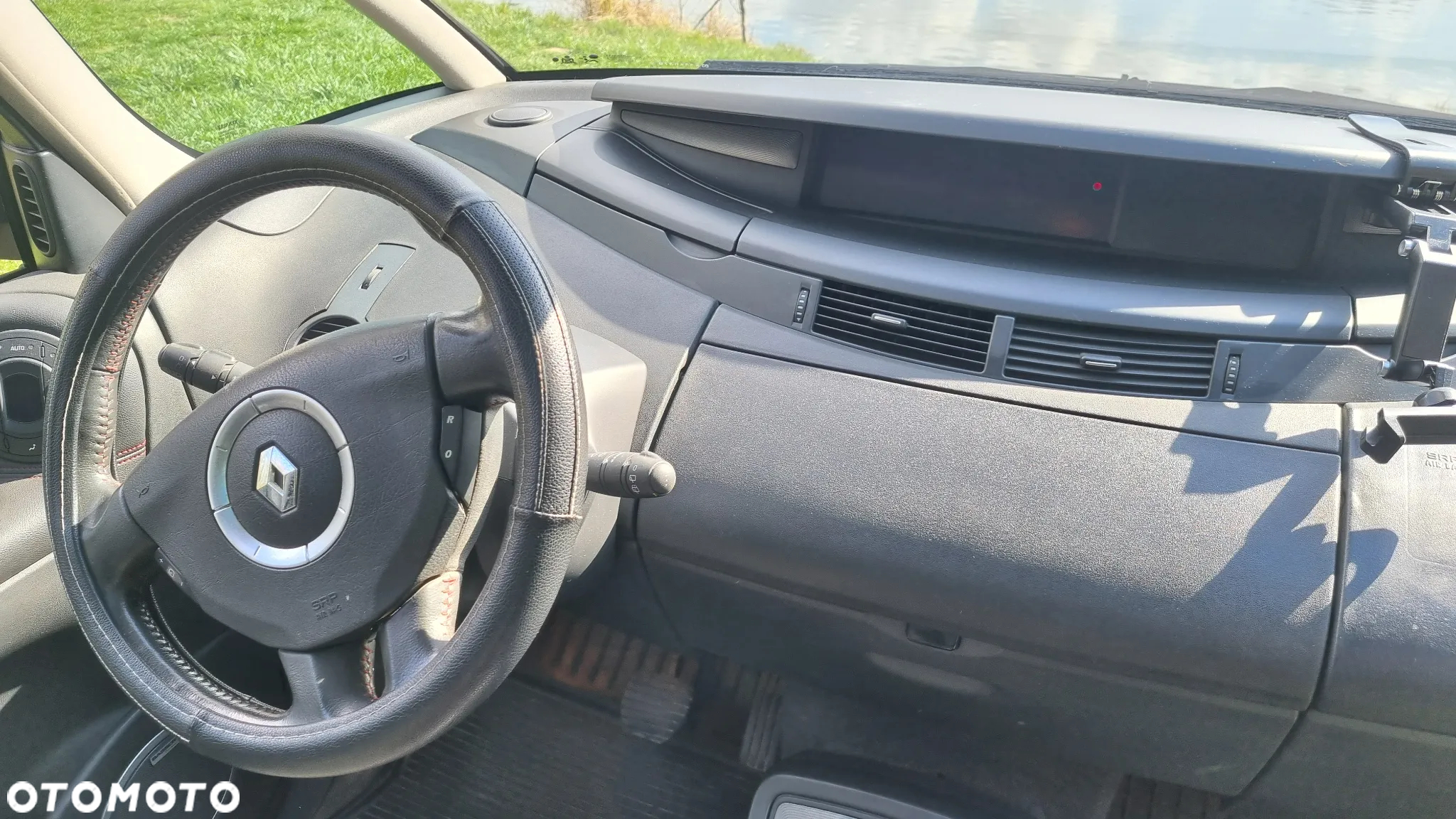 Renault Espace 2.0T Privilege - 12