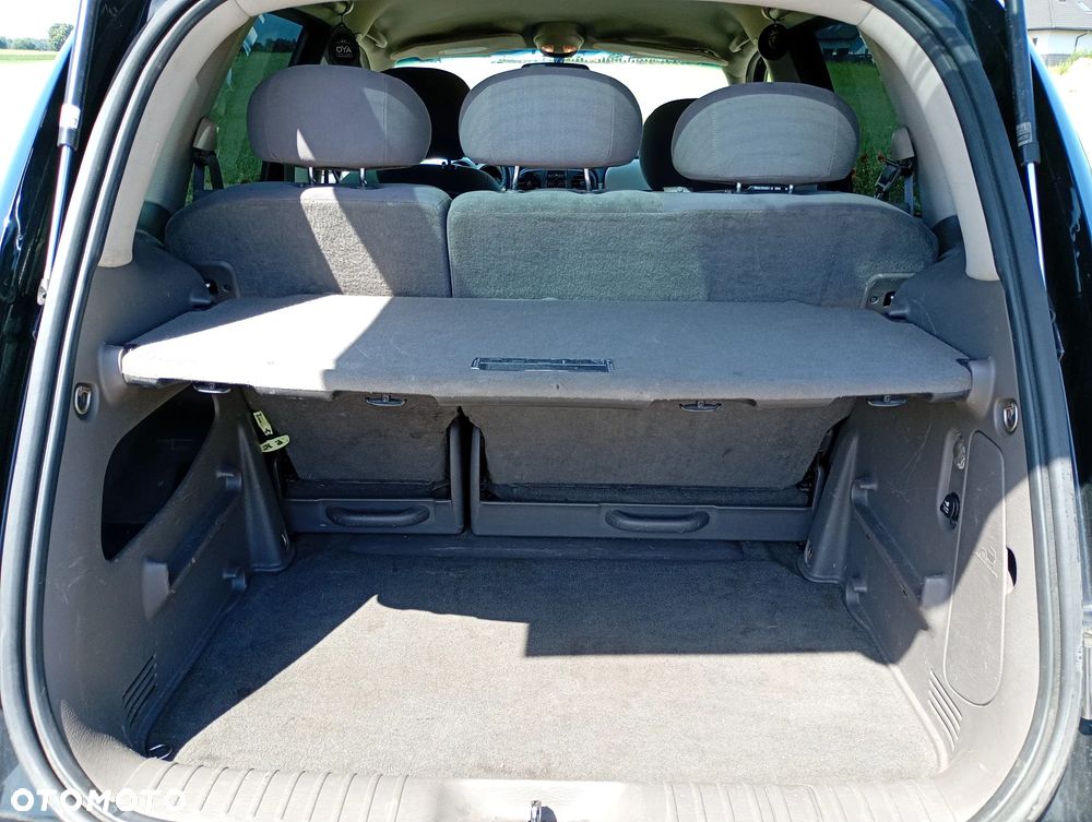 Chrysler PT Cruiser - 12