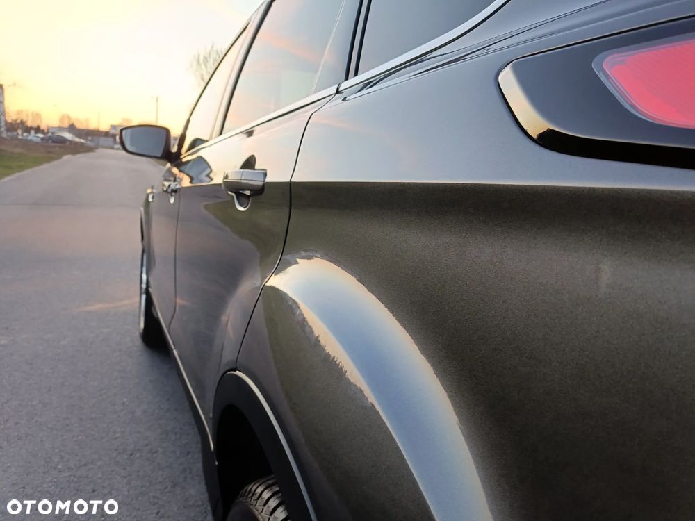 Ford Kuga 1.5 EcoBoost 2x4 Titanium - 34