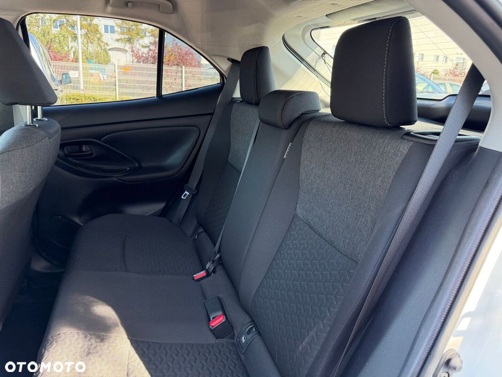 Toyota Yaris Cross Hybrid 1.5 Comfort - 28