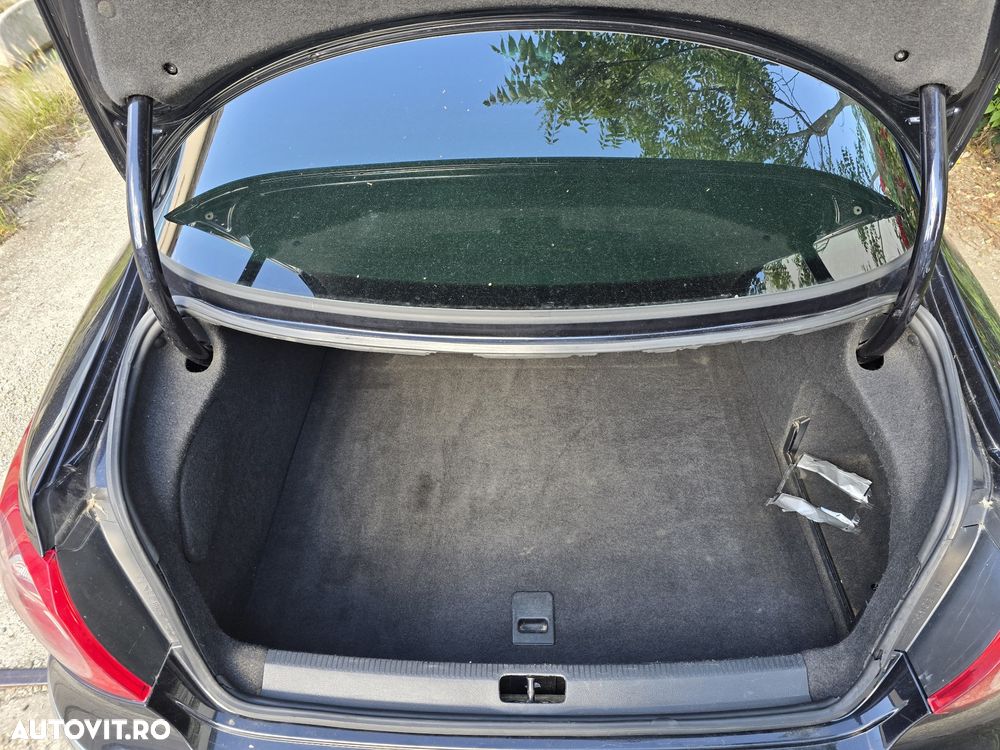 Volkswagen Passat CC 2.0 TDI DPF - 24