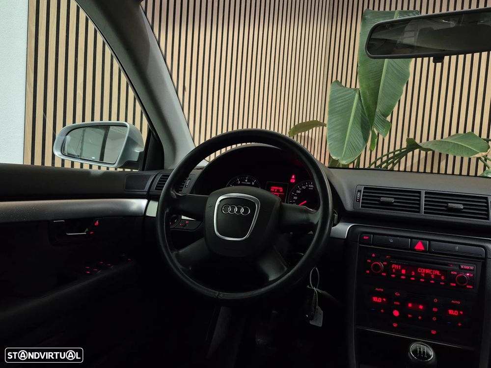 Audi A4 Avant 1.6 Exclusive - 16