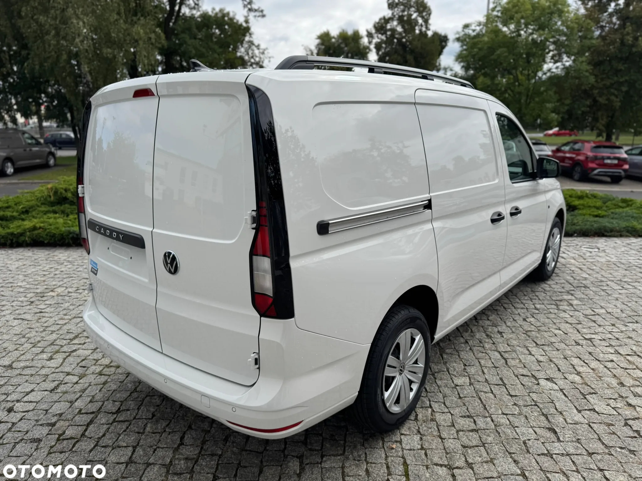 Volkswagen Caddy Maxi Cargo - 7