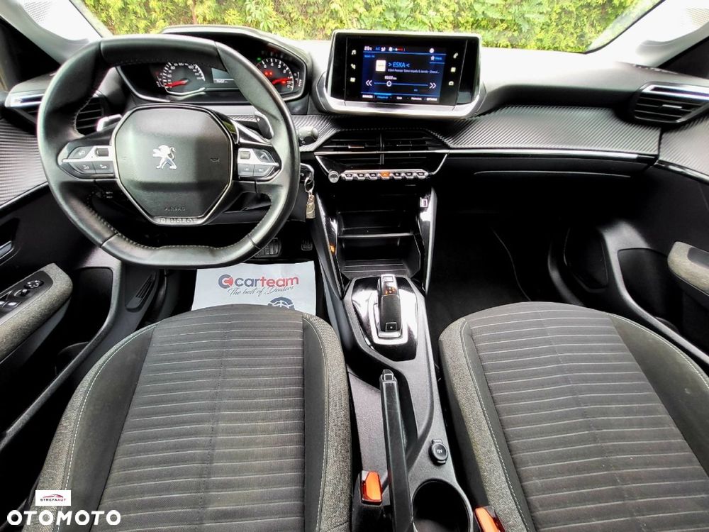 Peugeot 208 - 26