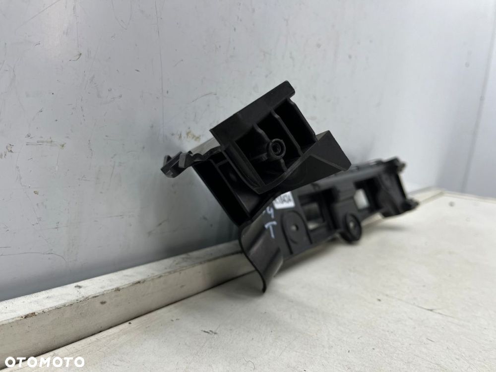 Ślizg VW Caddy 4 IV Ford Connect MK3 20r.- lewe tylne mocowanie zderzaka wspornik lewy tył - 2