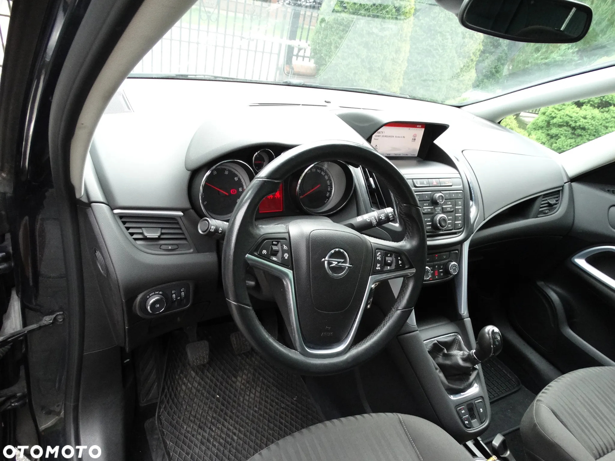Opel Zafira - 11