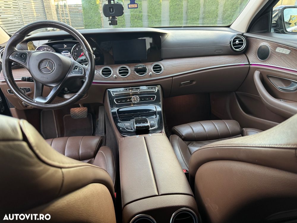 Mercedes-Benz E 220 d Aut. - 17