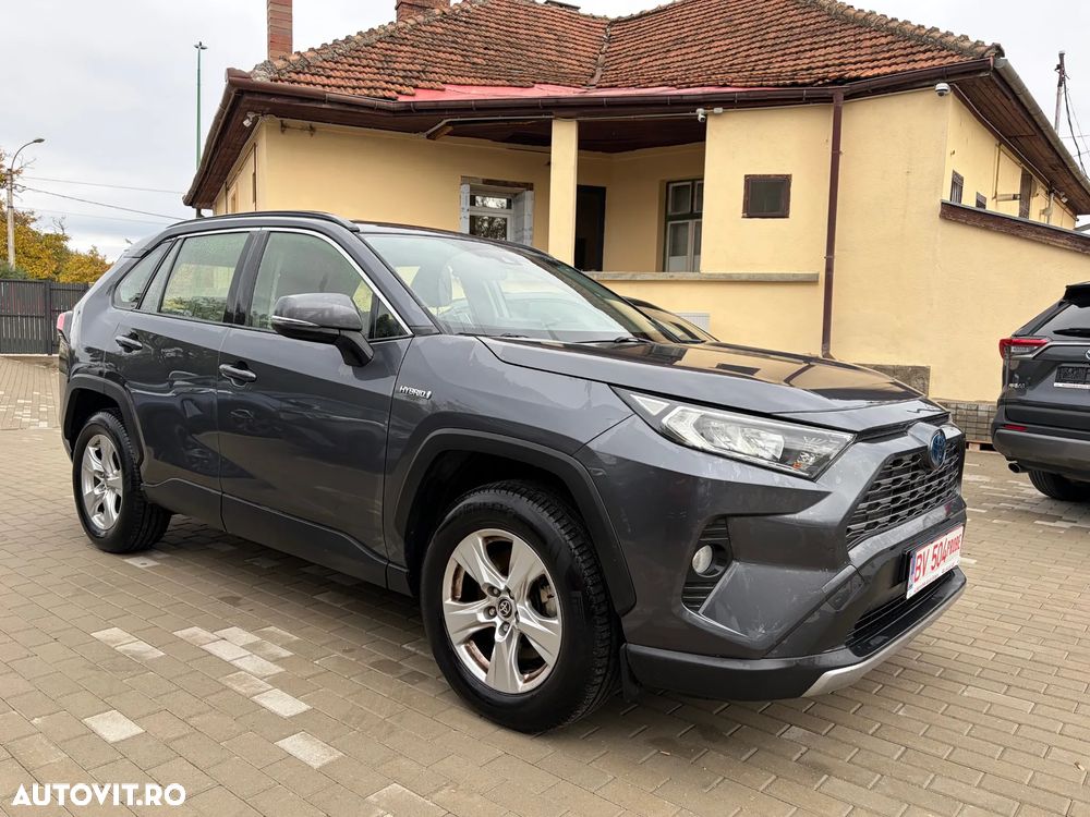 Toyota RAV4 - 11