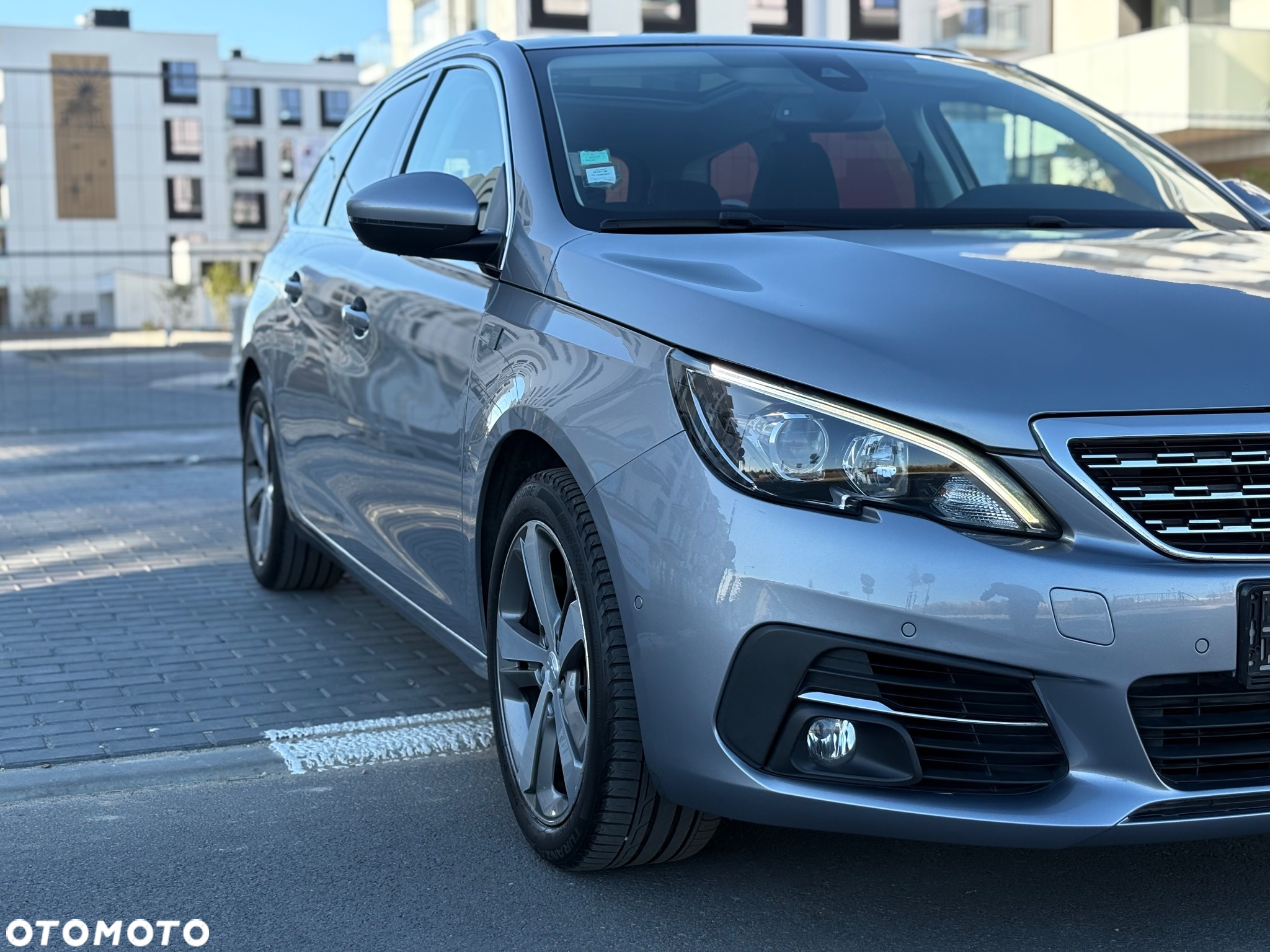 Peugeot 308 SW 1.5 BlueHDi Allure S&S EAT8 - 10