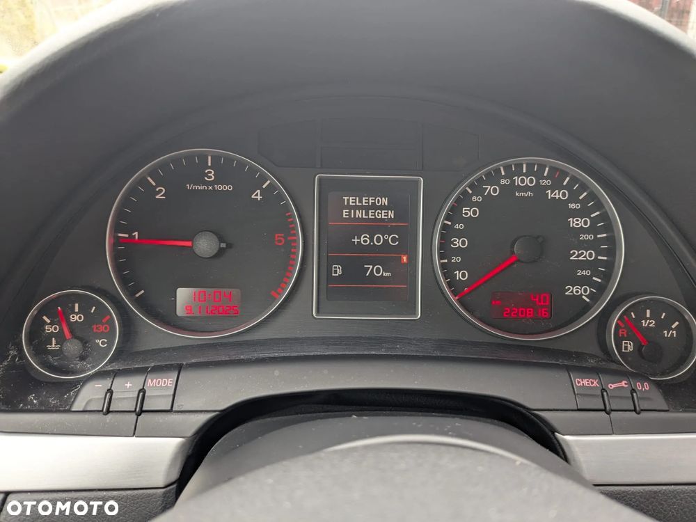 Audi A4 Avant 2.0 TDI - 11