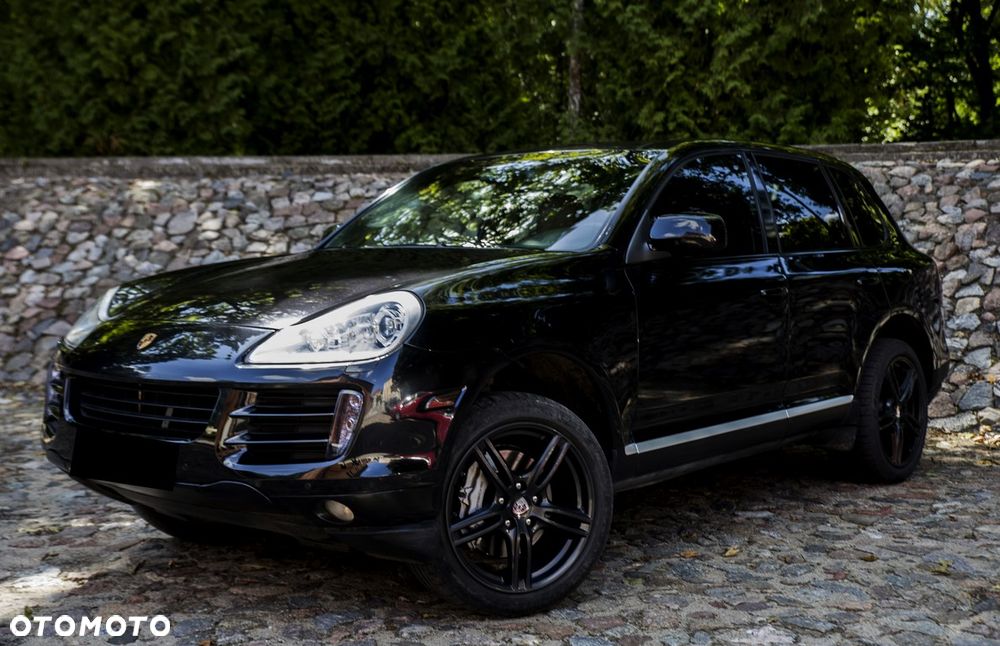 Porsche Cayenne - 4