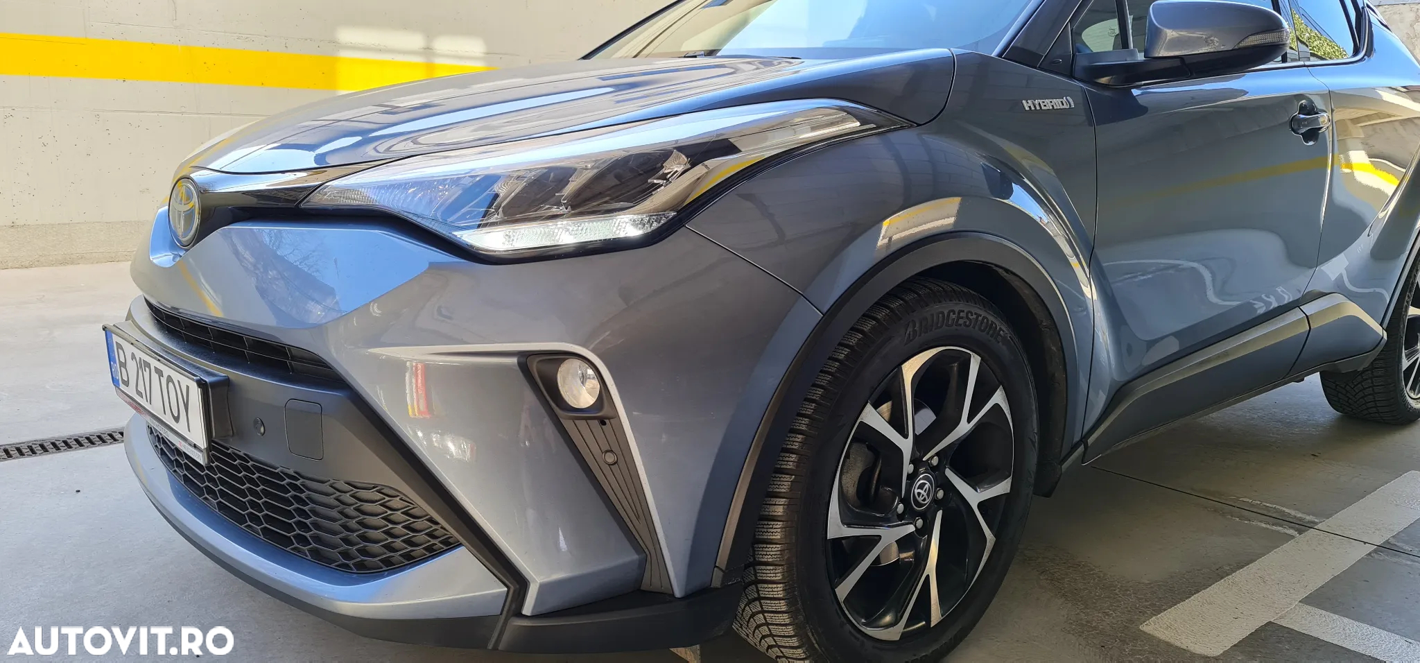 Toyota C-HR 1.8 HSD 4x2 CVT C-ult - 2