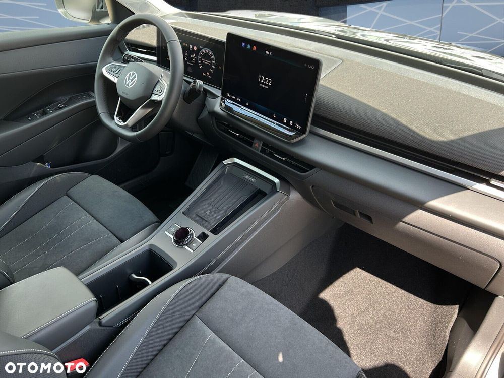 Volkswagen T-Roc - 14