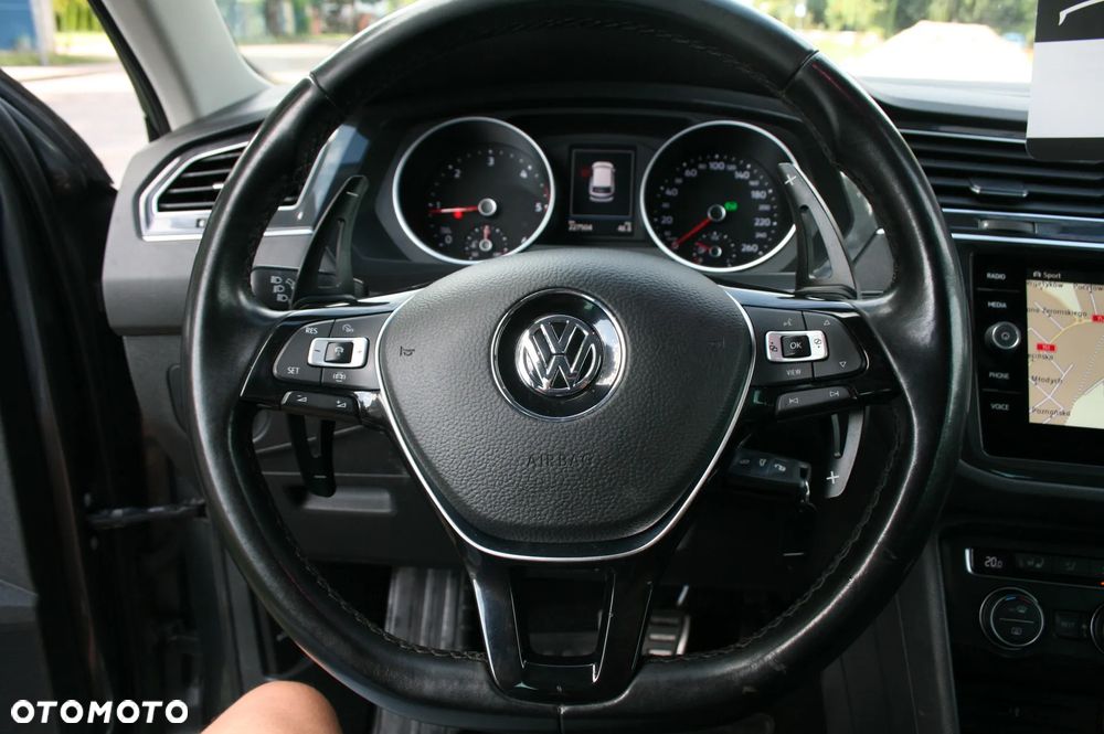 Volkswagen Tiguan 2.0 TDI SCR 4Motion DSG IQ.DRIVE - 28