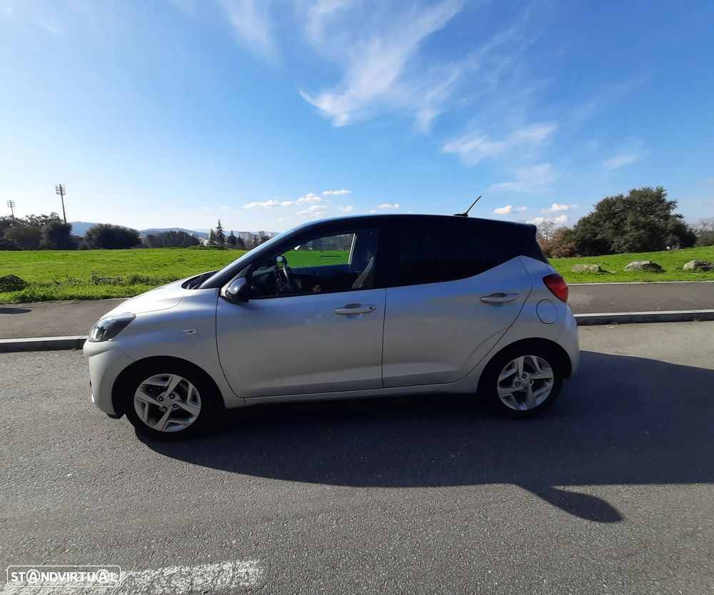 Hyundai i10 1.0 Comfort AMT - 17