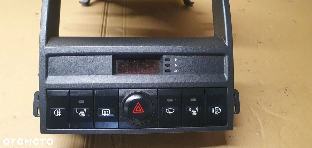 Ramka radia konsoli dekor przełączniki Kia Sorento 94500-3E160 84760-3E100 - 5