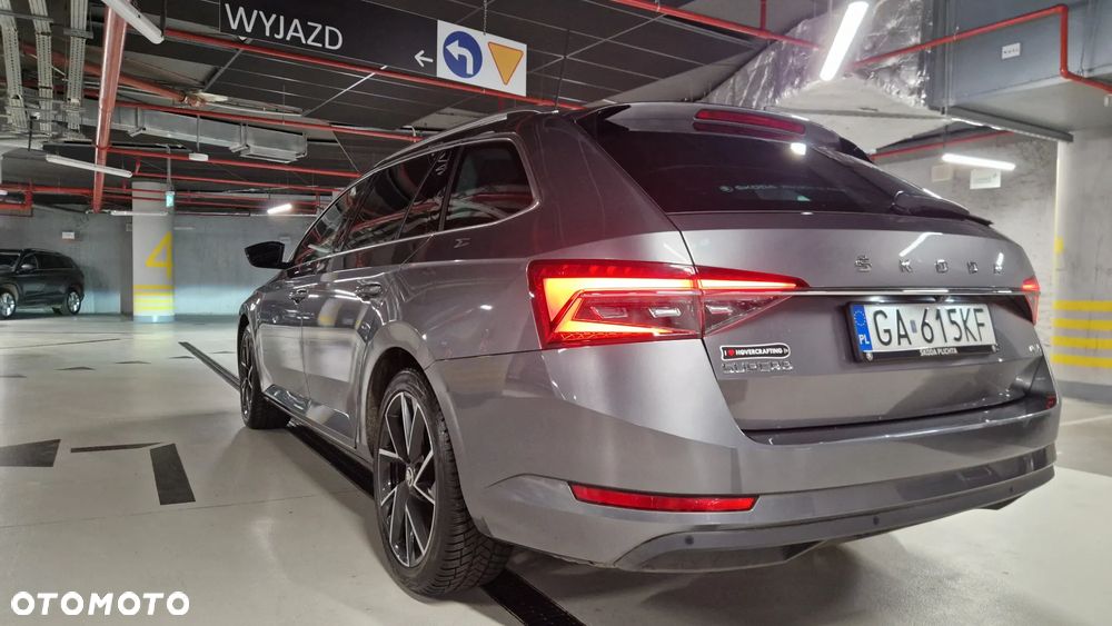 Skoda Superb 2.0 TDI SCR 4x4 Style DSG - 5