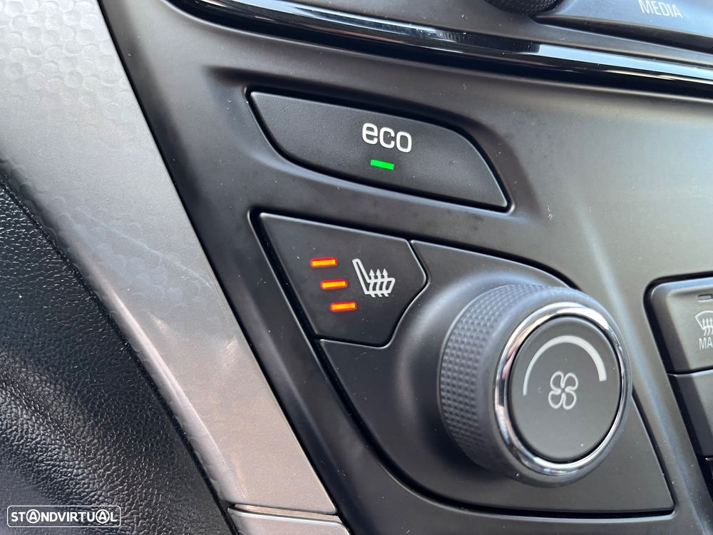 Opel Insignia 2.0 CDTI executive S/S - 43