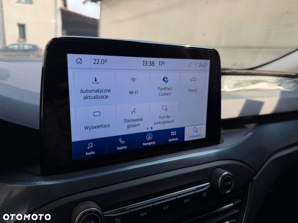 Ford Focus 1.0 EcoBoost Hybrid ACTIVE X - 38