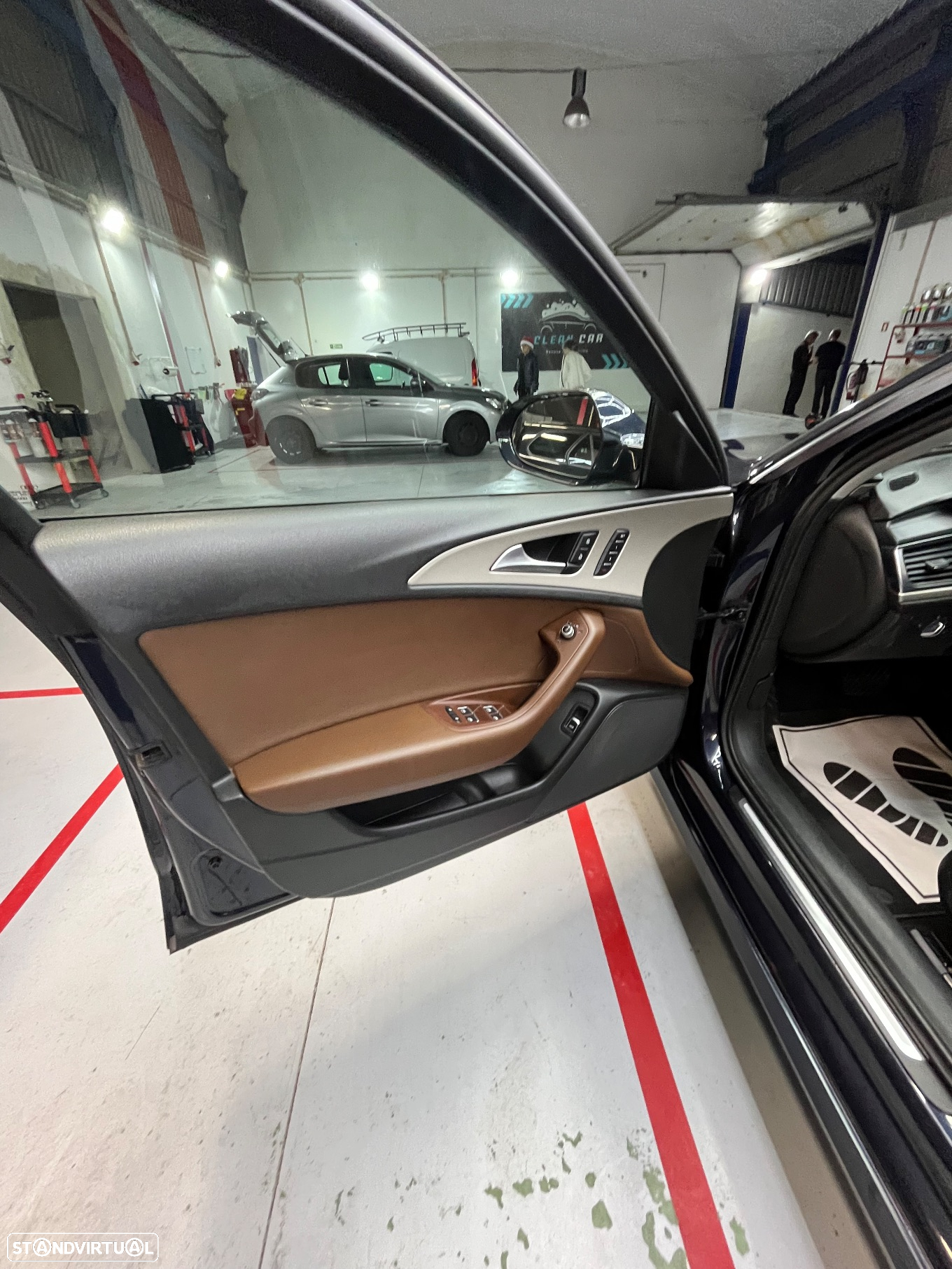 Audi A6 Avant 2.0 TDi Business Line Sport S tronic - 28