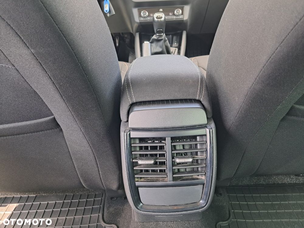 Skoda Kamiq 1.0 TSI Ambition - 28