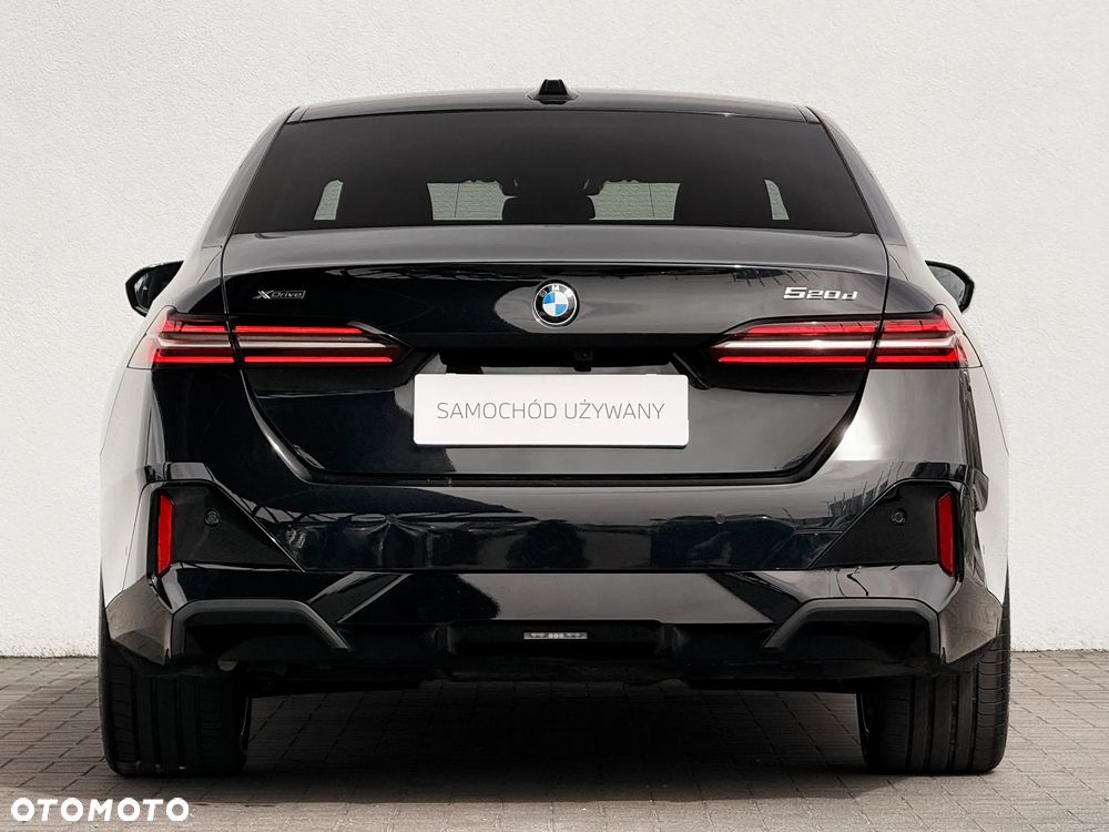 BMW Seria 5 520d xDrive - 6
