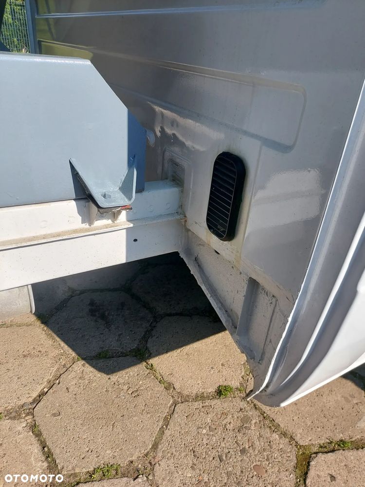 Mercedes-Benz Sprinter - 10