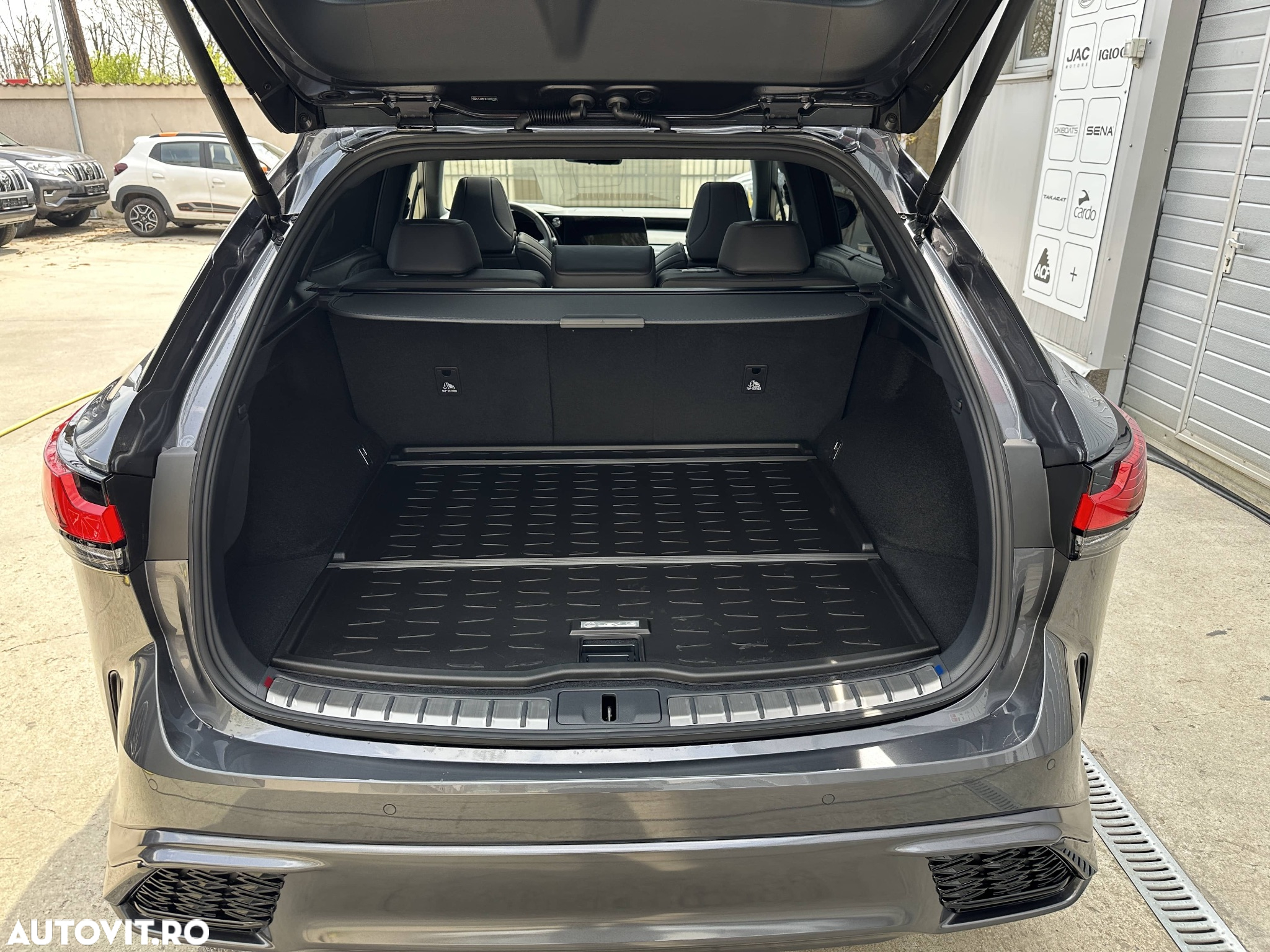 Lexus Seria RX - 9