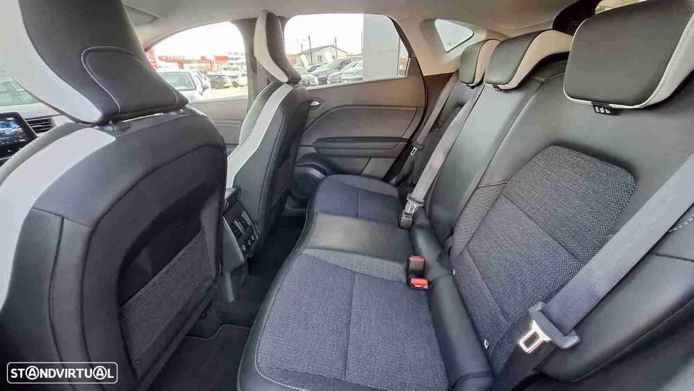 Renault Captur 1.0 TCe Techno - 19