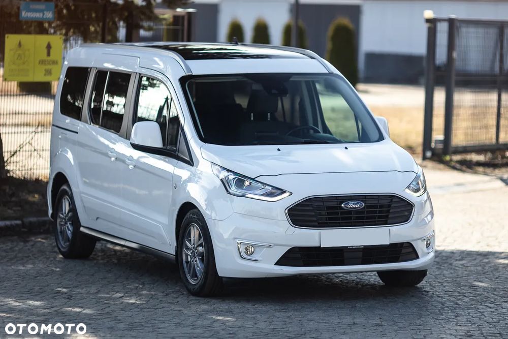 Ford Tourneo Connect Grand - 4