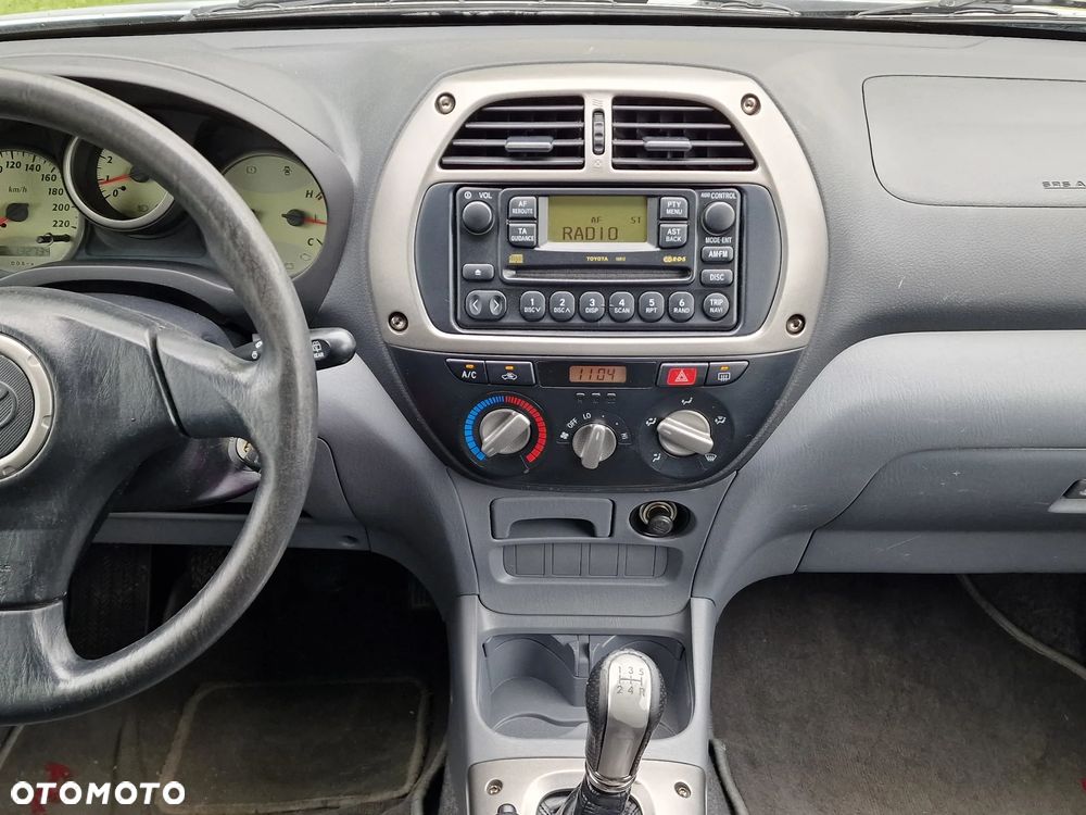 Toyota RAV4 4x4 - 25