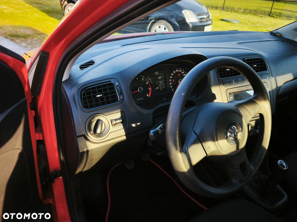 Volkswagen Polo - 11