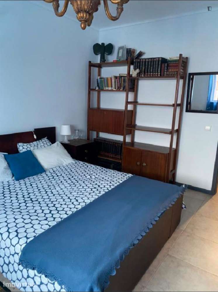 Quarto - localizado em Aveiro - Grande imagem: 5/17