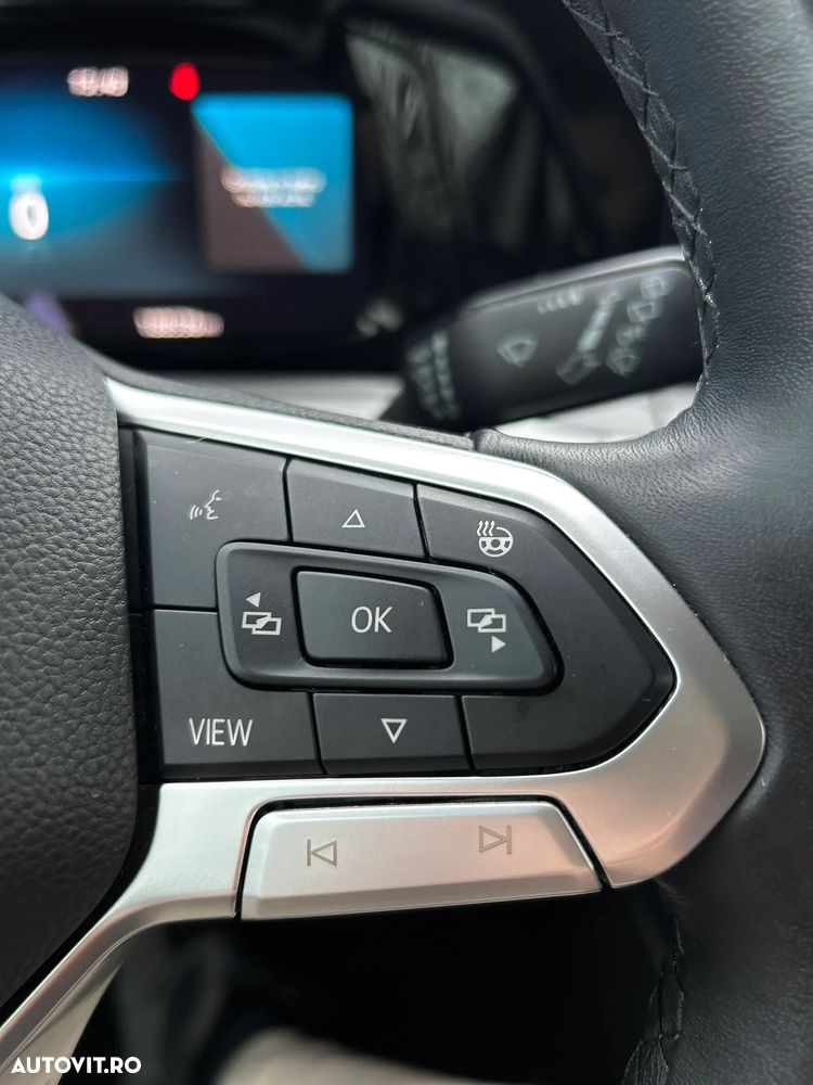 Volkswagen Golf 2.0 TDI Life - 16