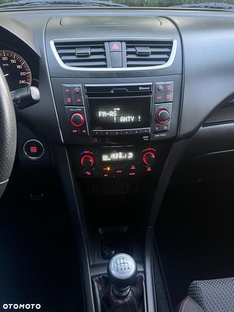 Suzuki Swift - 12
