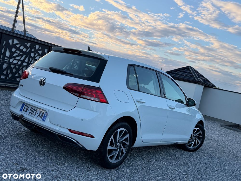 Volkswagen Golf 1.0 TSI OPF DSG Comfortline - 3