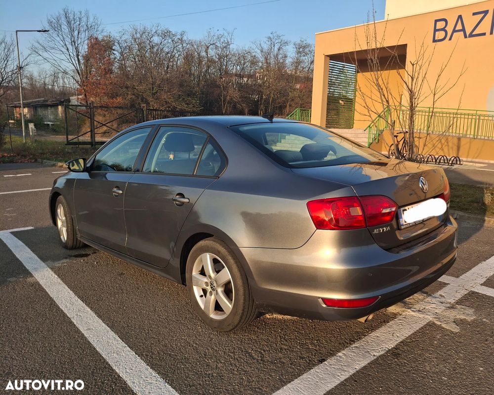 Volkswagen Jetta 1.6 TDI CR DPF Comfortline - 1