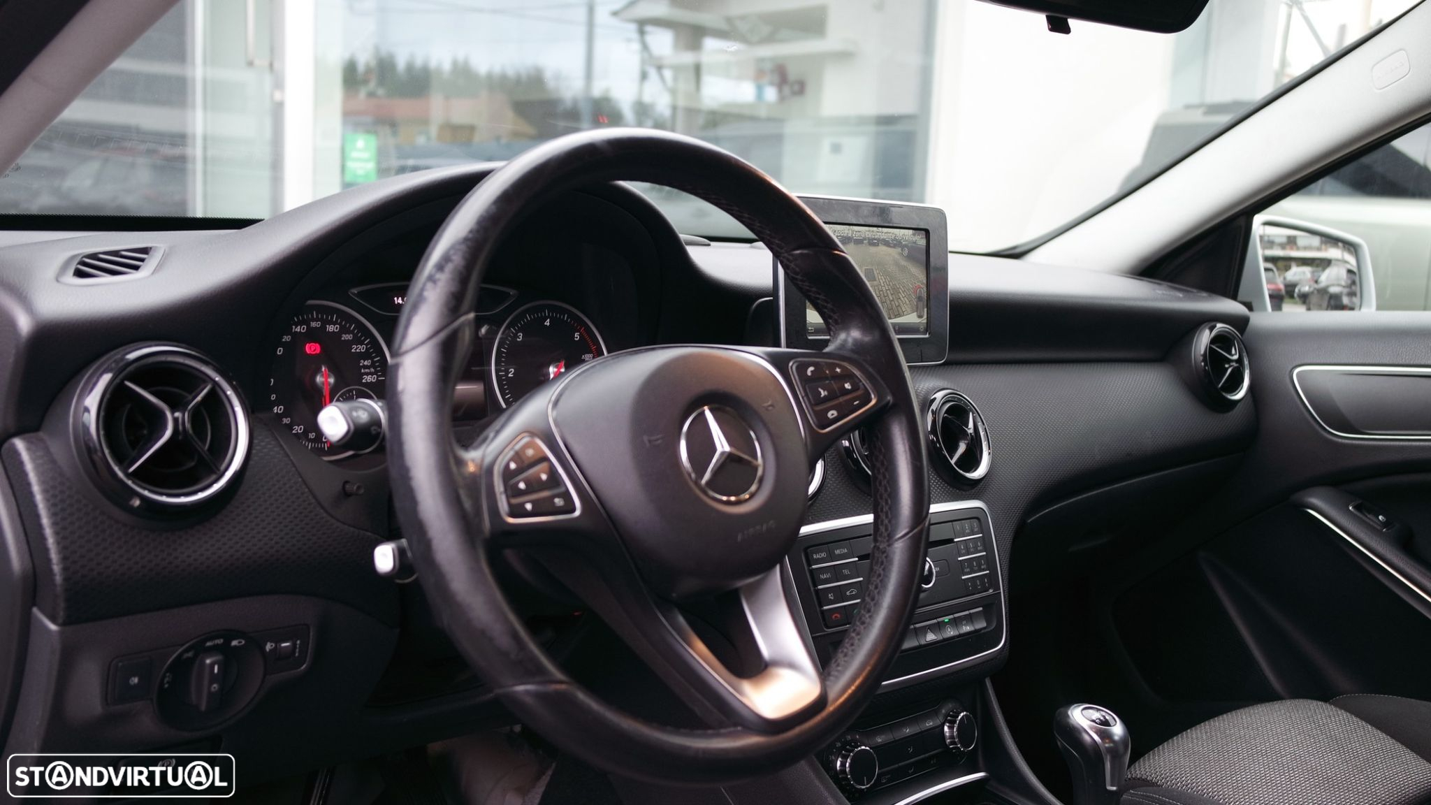 Mercedes-Benz A 180 d Urban - 10