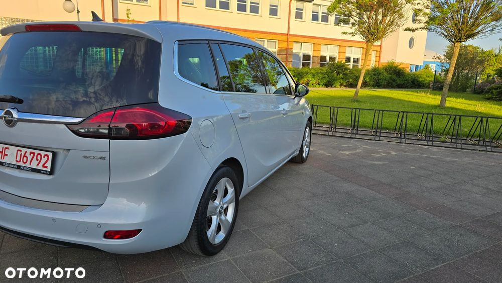 Opel Zafira - 34