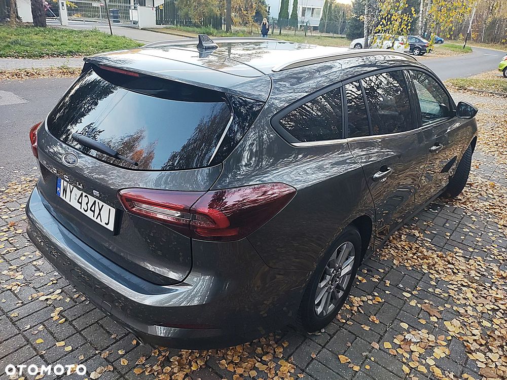 Ford Focus 1.0 EcoBoost Titanium X - 5