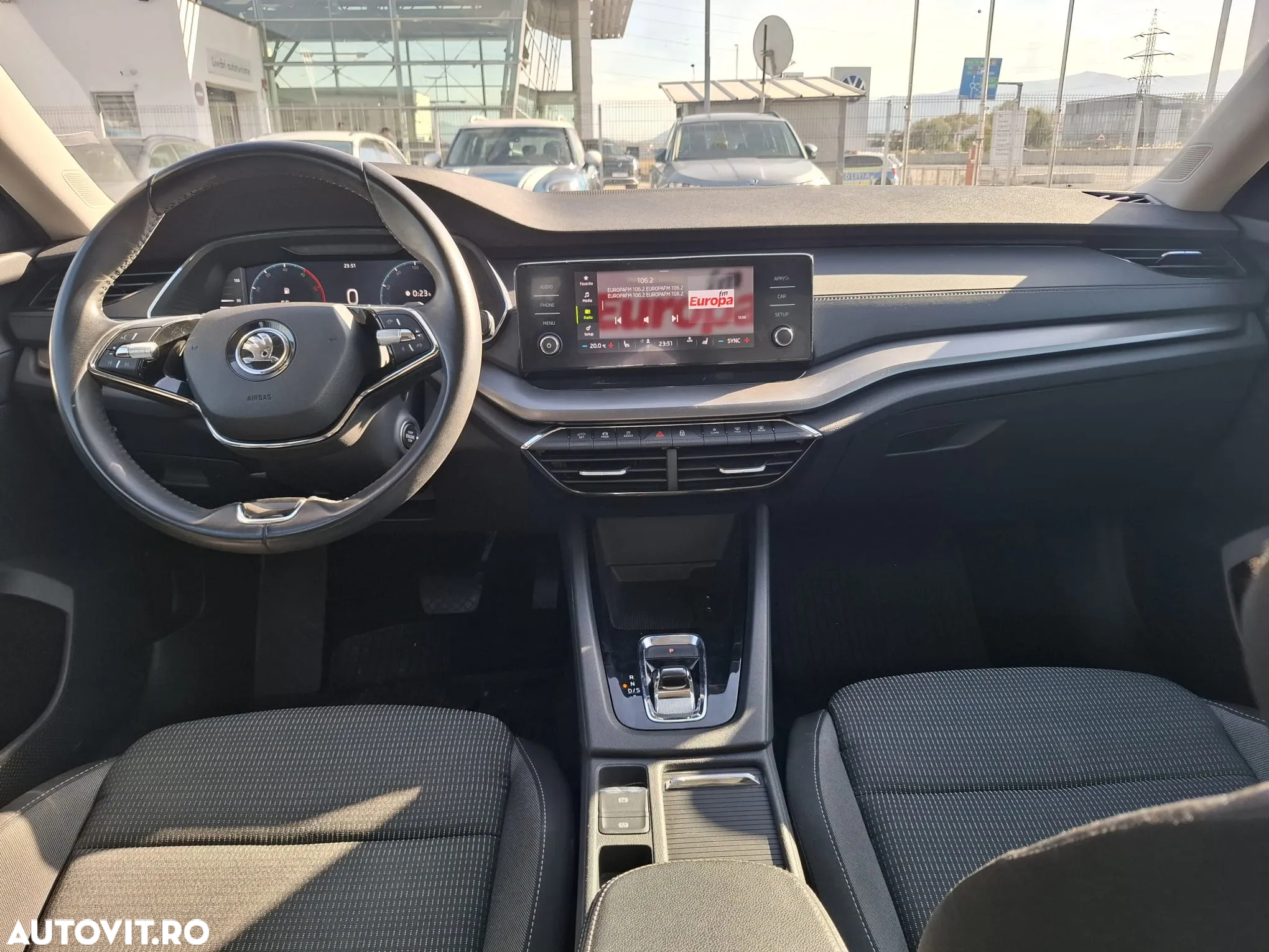 Skoda Octavia Combi 2.0 TDI DSG Style - 15