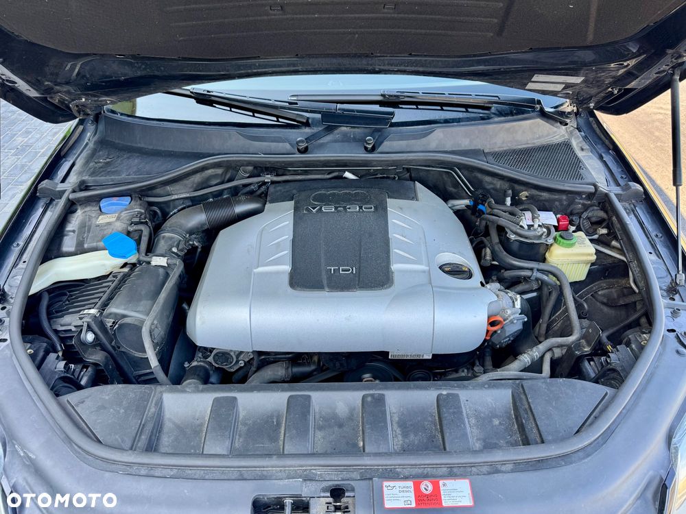Audi Q7 3.0 TDI DPF quattro tiptronic - 29
