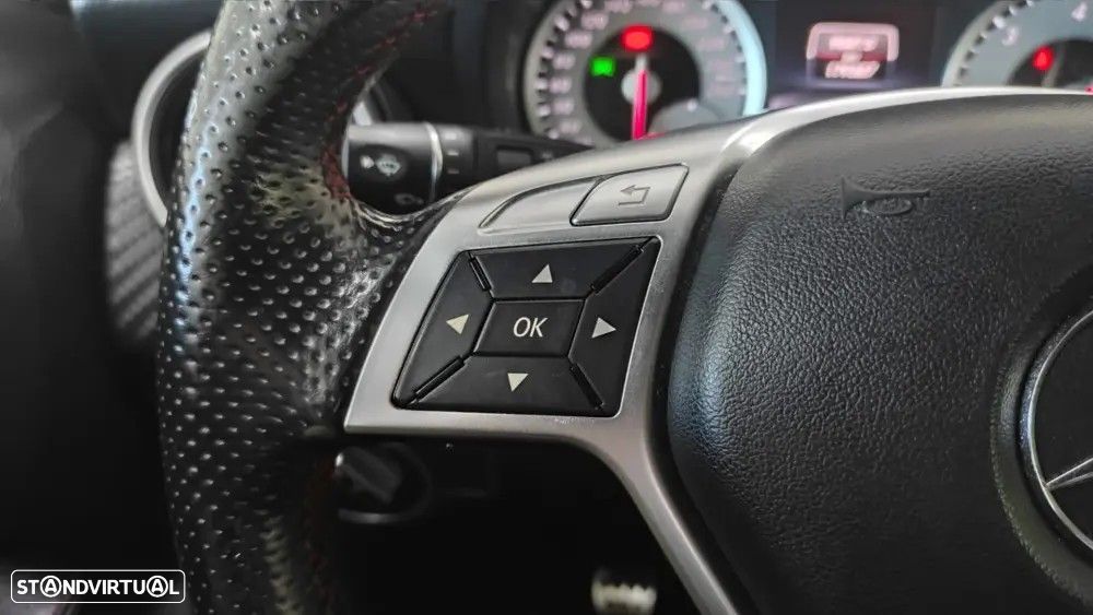 Mercedes-Benz A 200 CDI BE AMG Sport - 37