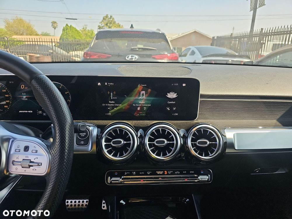 Mercedes-Benz GLB AMG 35 4-Matic - 10