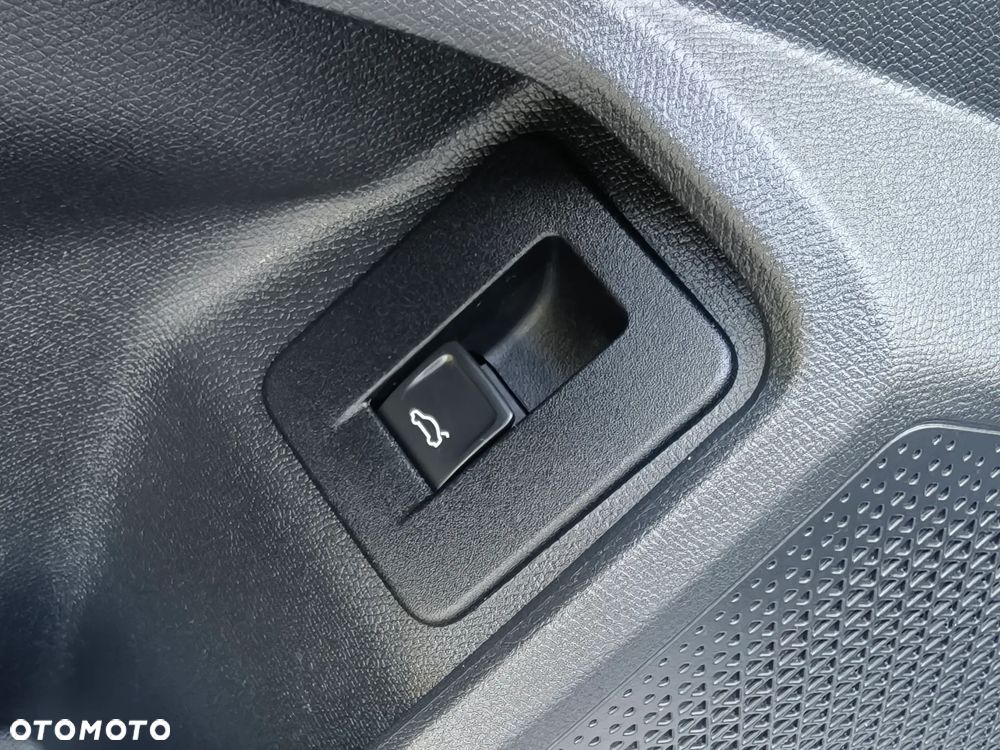 Seat Leon 2.0 TDI DSG Xcellence Plus - 16