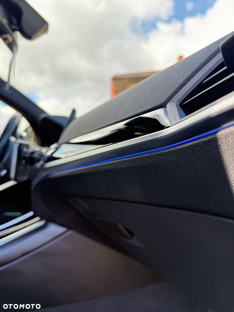 BMW Seria 3 320d xDrive Sport Line Shadow sport - 21